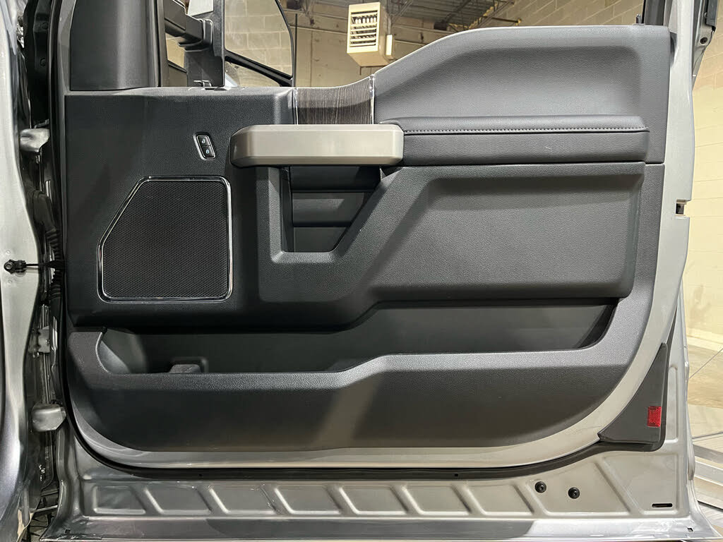 Used 2020 Ford F250 Lariat w/ Lariat Value Package AWD/4WD image 35