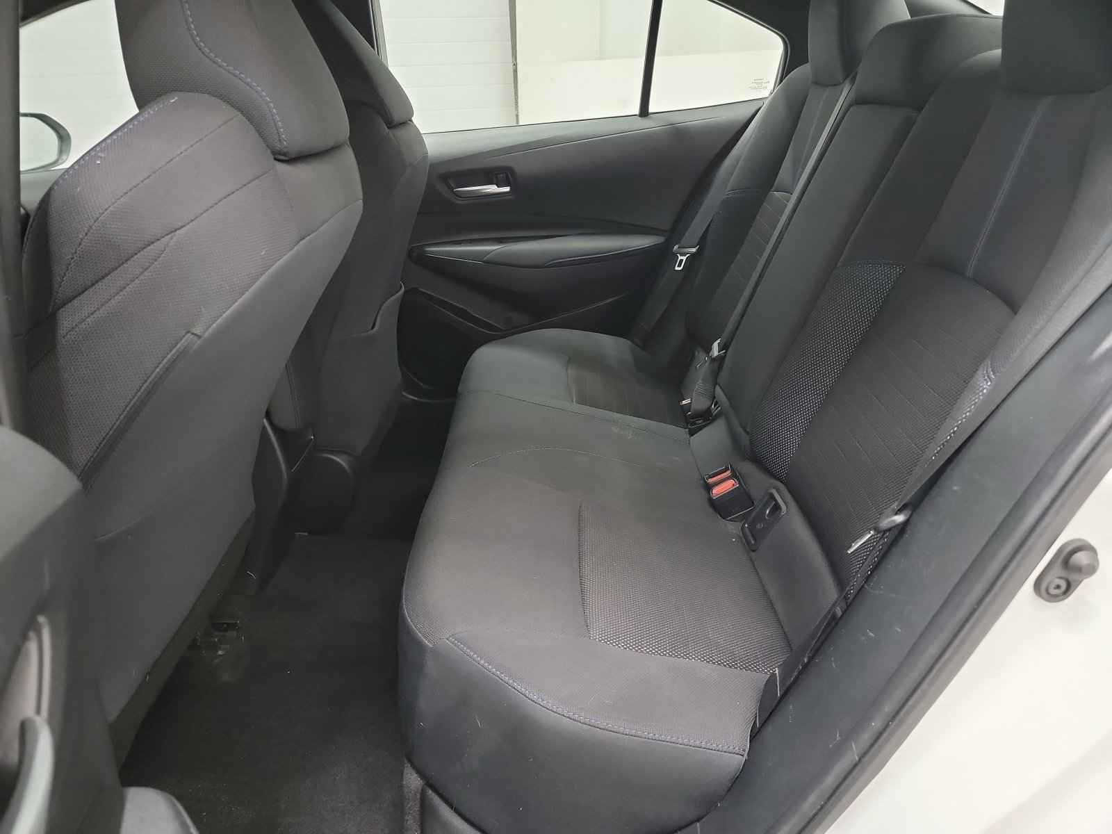 Used 2020 Toyota Corolla SE FWD image 27