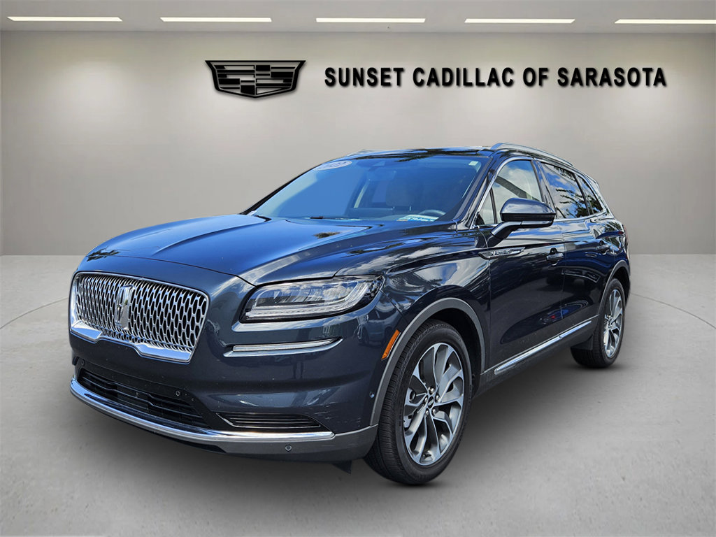 Used 2022 Lincoln Nautilus Reserve image 3