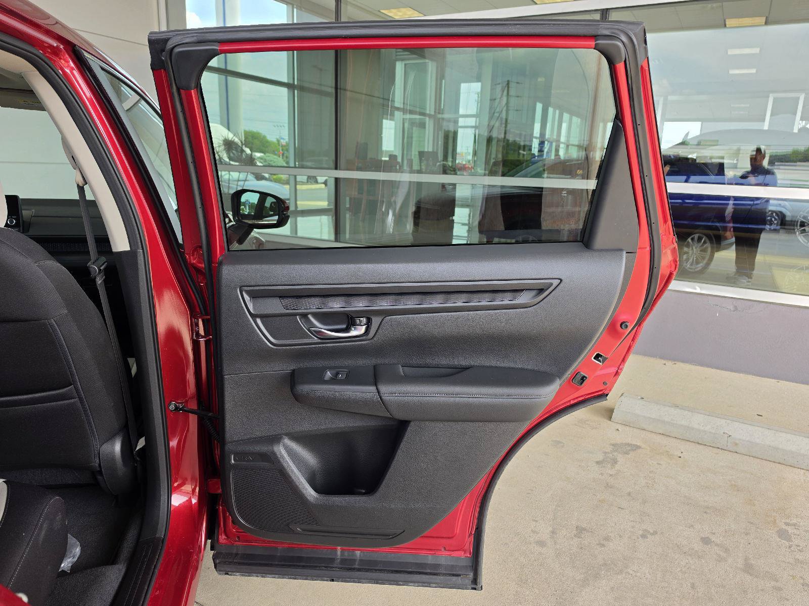 Used 2024 Honda CR-V EX image 13