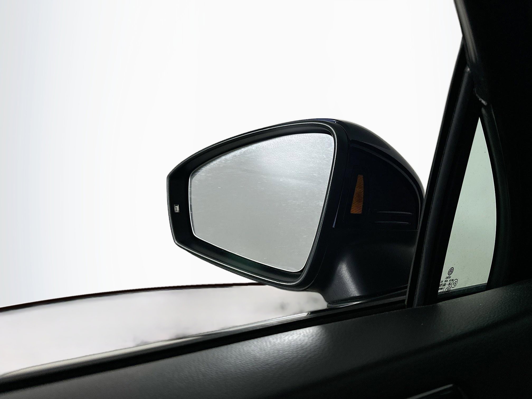 Used 2023 Volkswagen Tiguan SE image 16