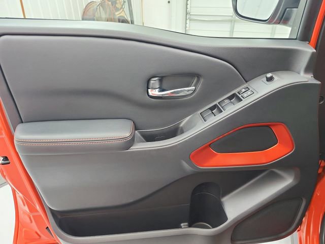 Used 2025 Nissan Frontier Pro-X image 30