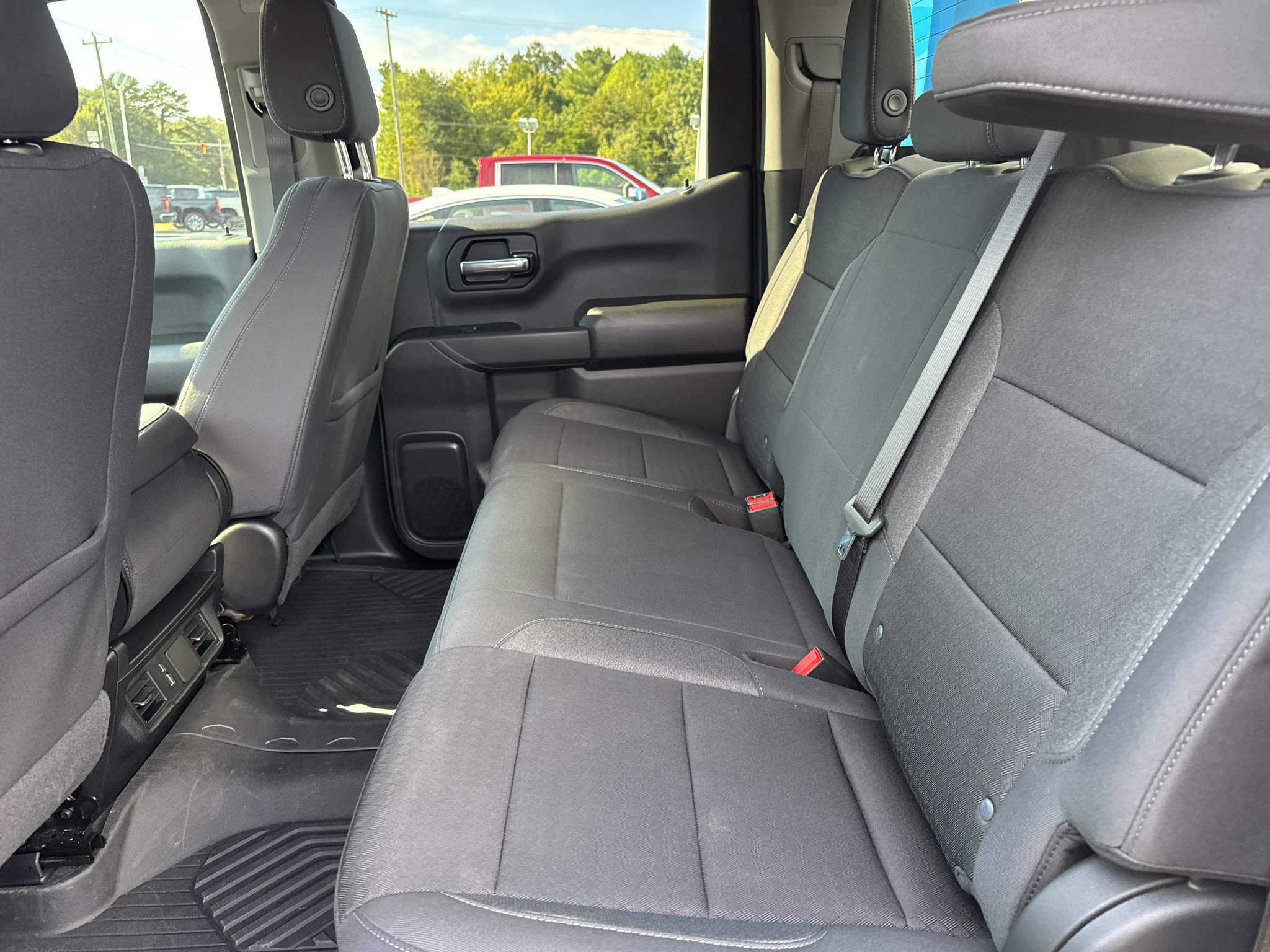 Used 2024 Chevrolet Silverado 1500 Custom Trail Boss AWD/4WD image 22