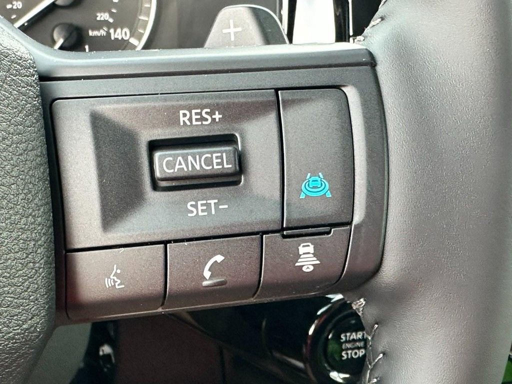 Used 2026 Nissan Pathfinder SV AWD/4WD image 12