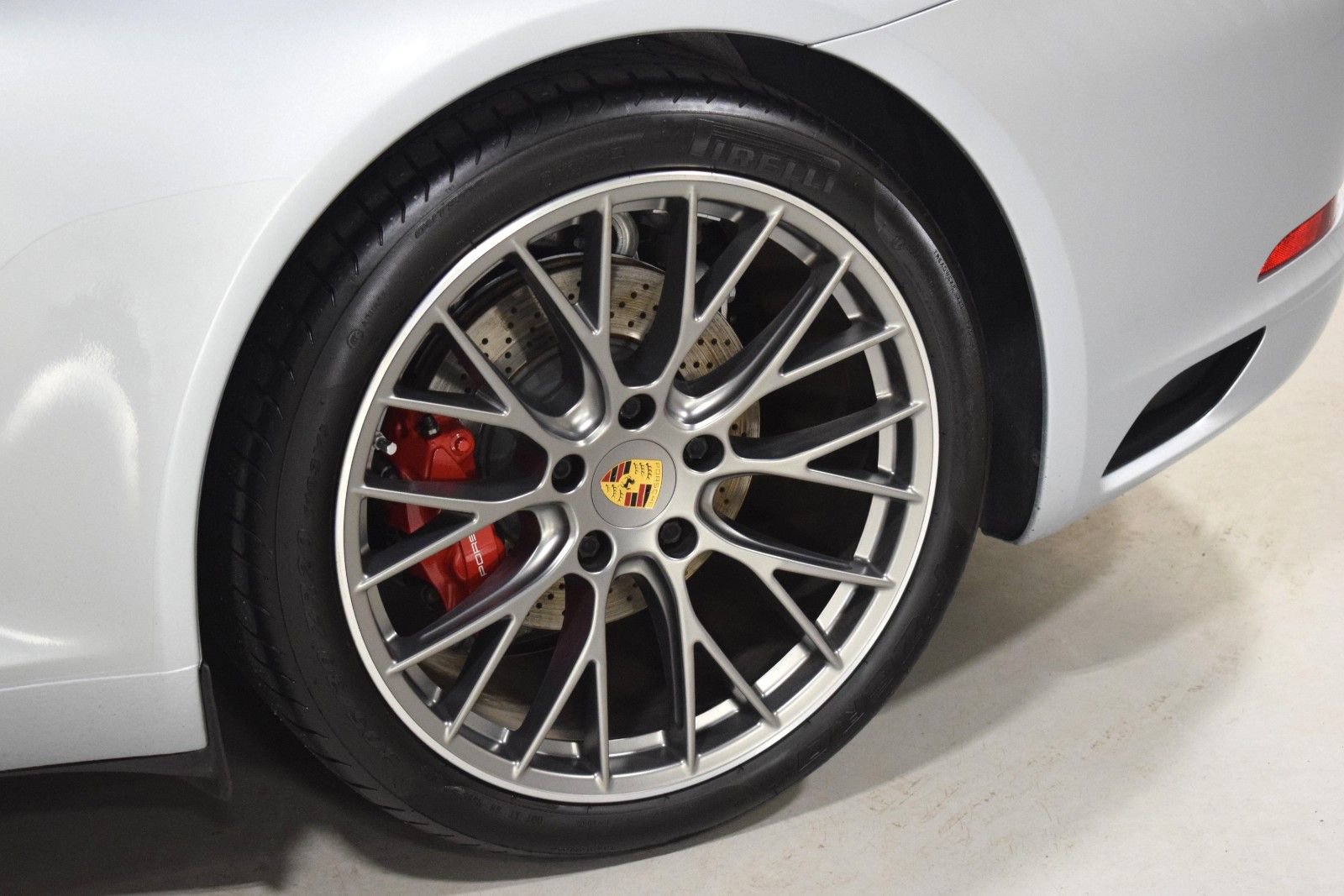 Used 2017 Porsche 911 Carrera S RWD image 7