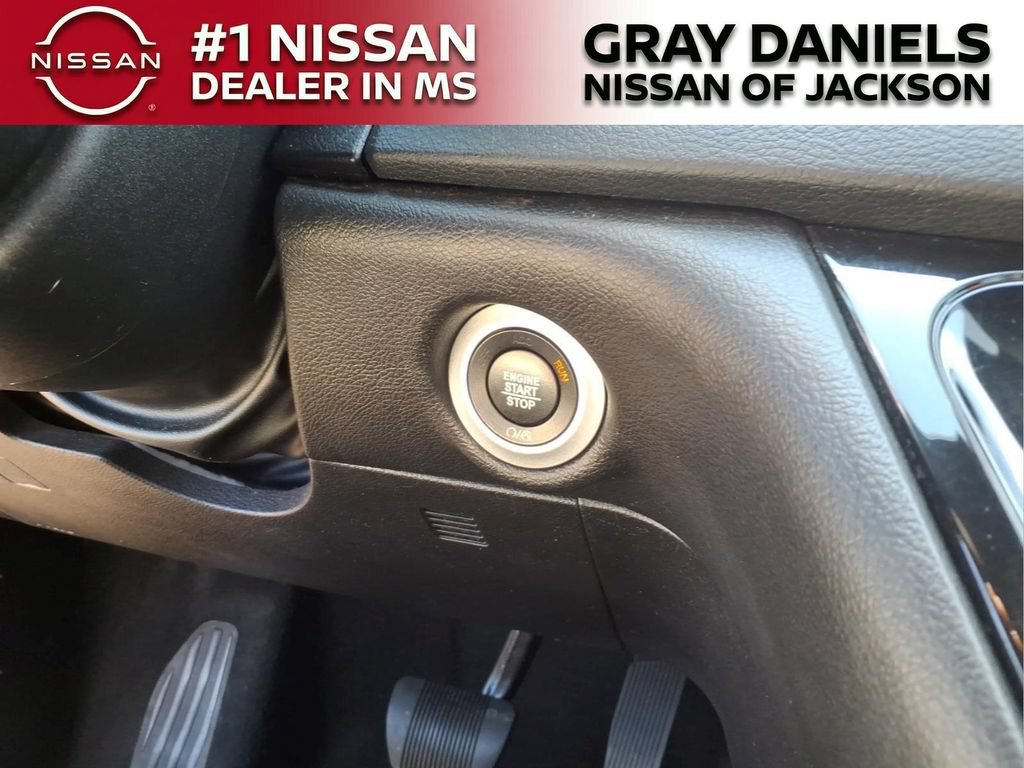 Used 2020 Chrysler Pacifica Touring-L Plus FWD image 16