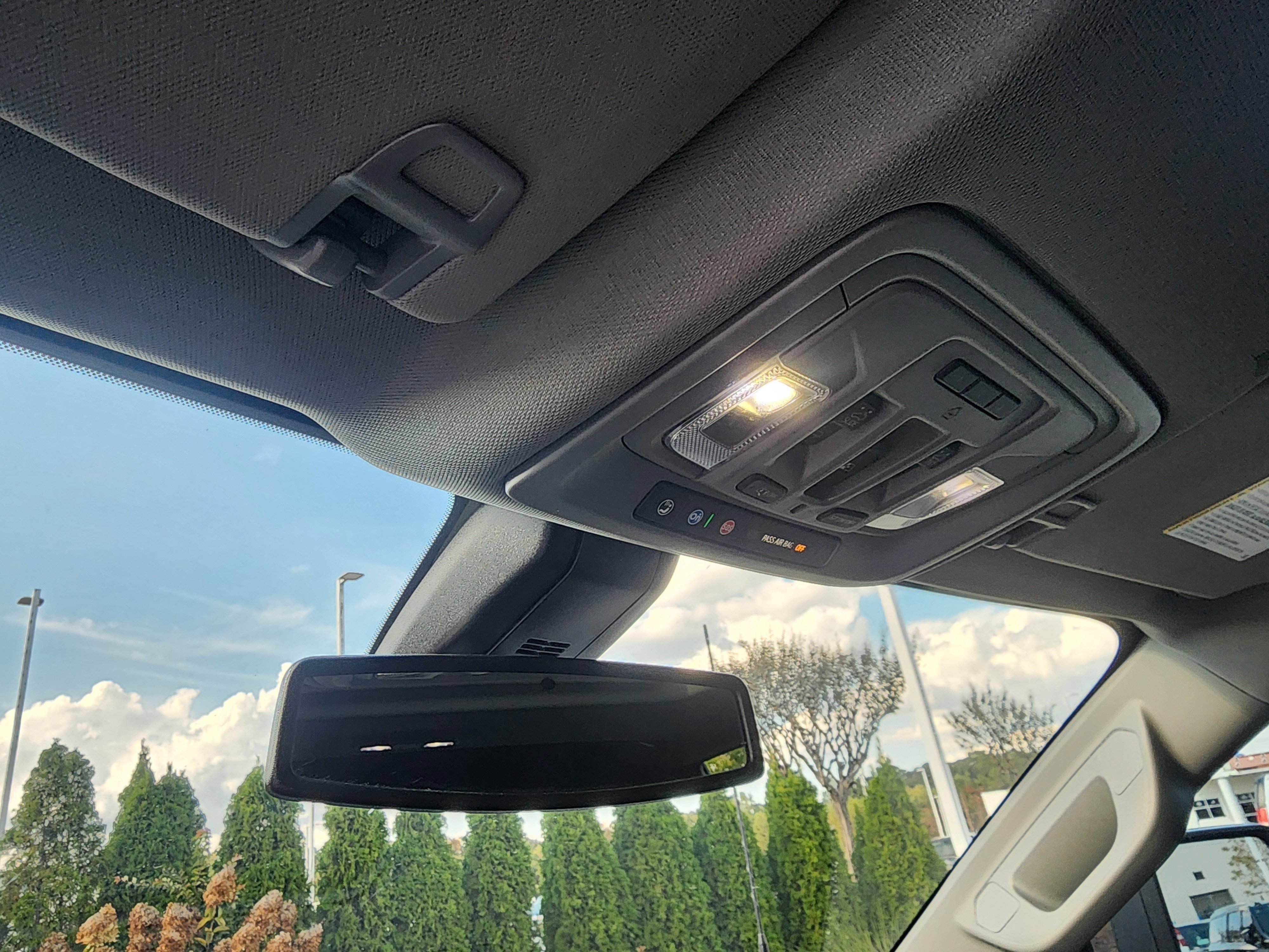 Used 2022 GMC Sierra 3500 Denali image 39