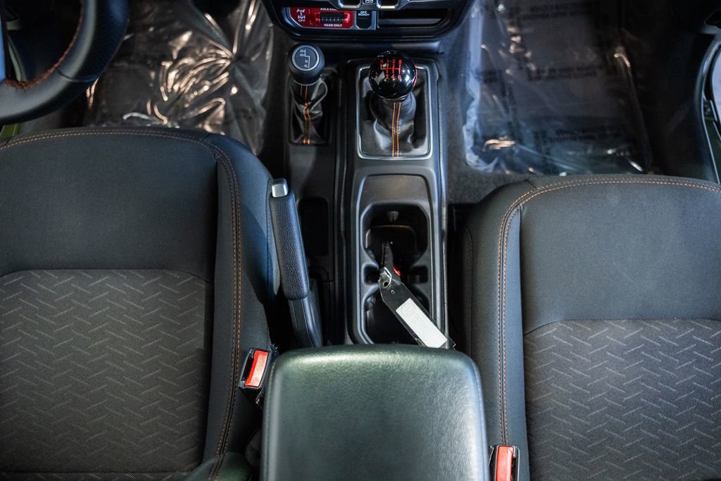 Used 2021 Jeep Gladiator Mojave w/ Safety Group image 32