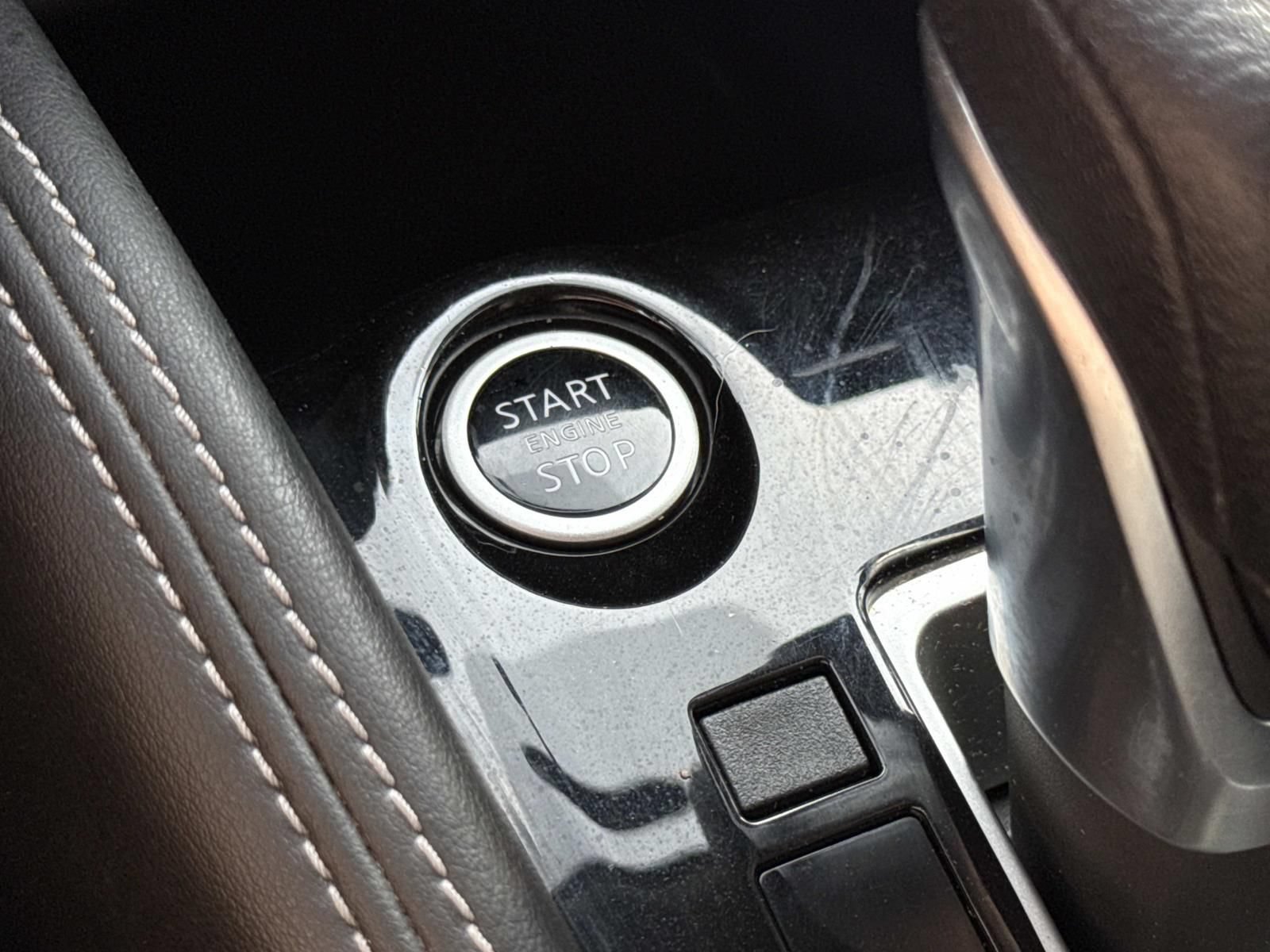 Used 2019 Nissan Kicks SV FWD image 20
