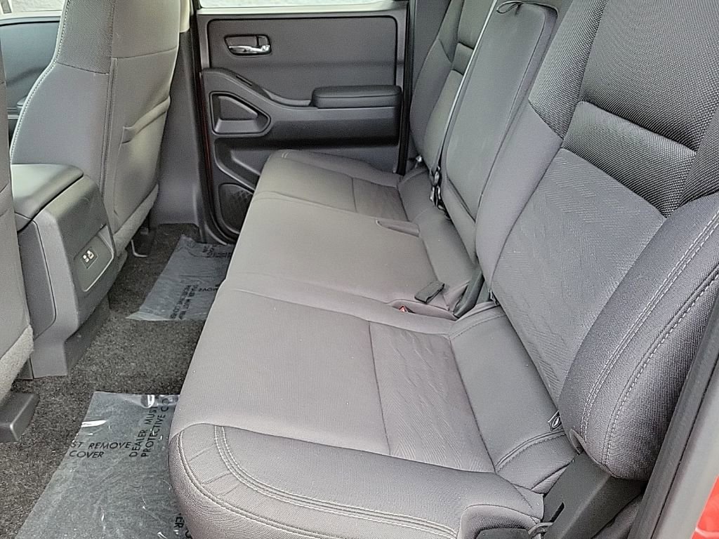 Certified 2022 Nissan Frontier SV w/ Technology Package image 16