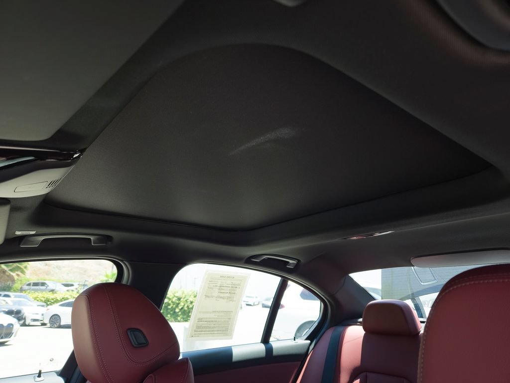 Used 2023 BMW 330i Sedan w/ Parking Assistance Package RWD image 15