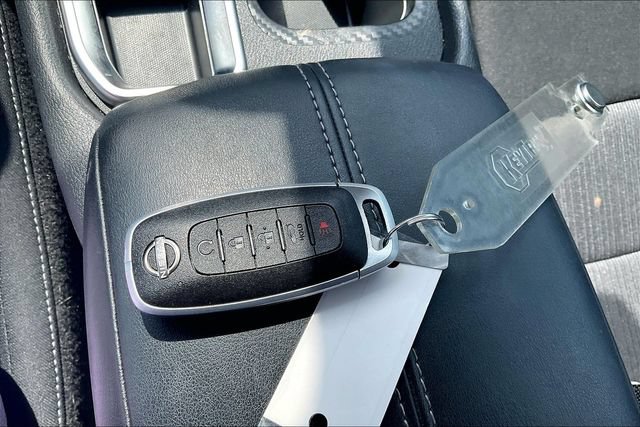 Used 2025 Nissan Sentra SV w/ All-Weather Package FWD image 31
