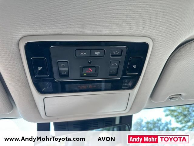 Certified 2024 Toyota Grand Highlander AWD image 29