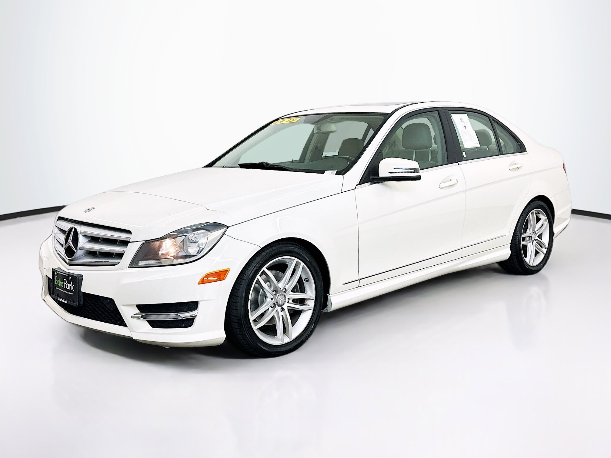 Used 2012 Mercedes-Benz C 300 4MATIC Sedan image 3