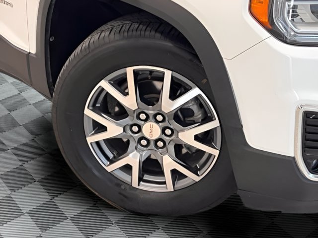 Used 2023 GMC Acadia SLT AWD/4WD image 32