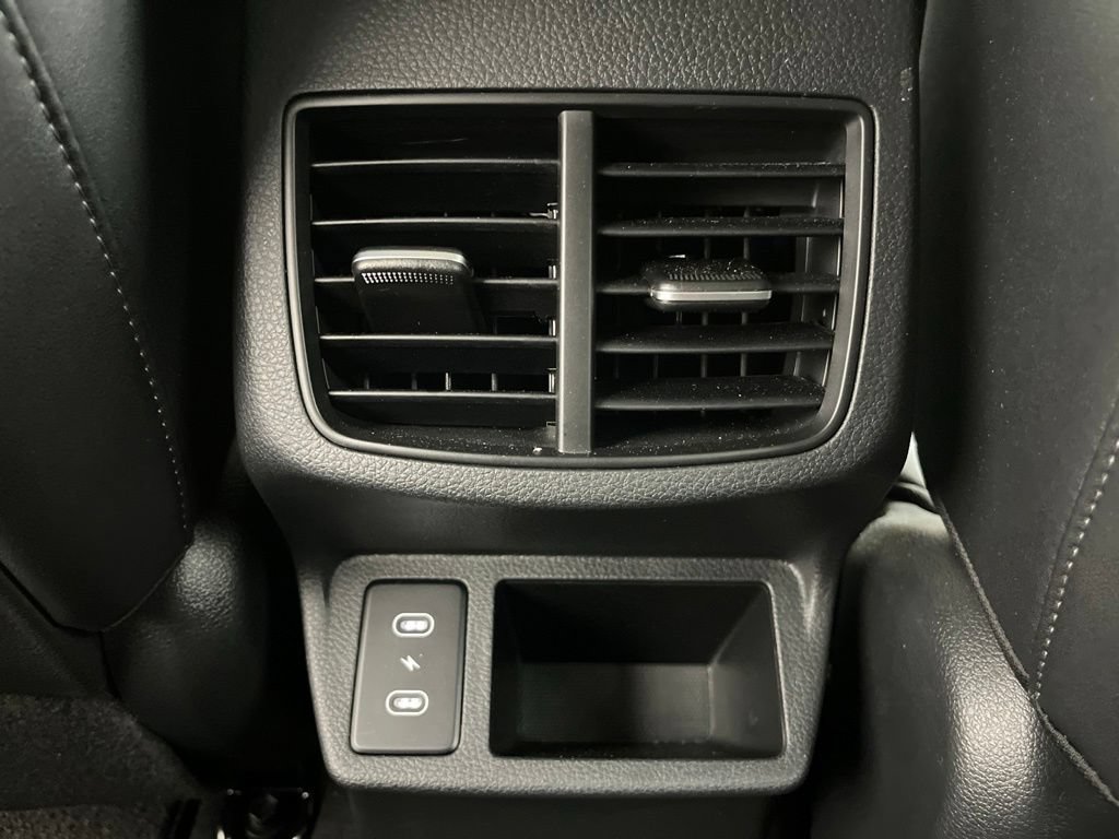 Used 2025 Kia Seltos EX AWD/4WD image 23