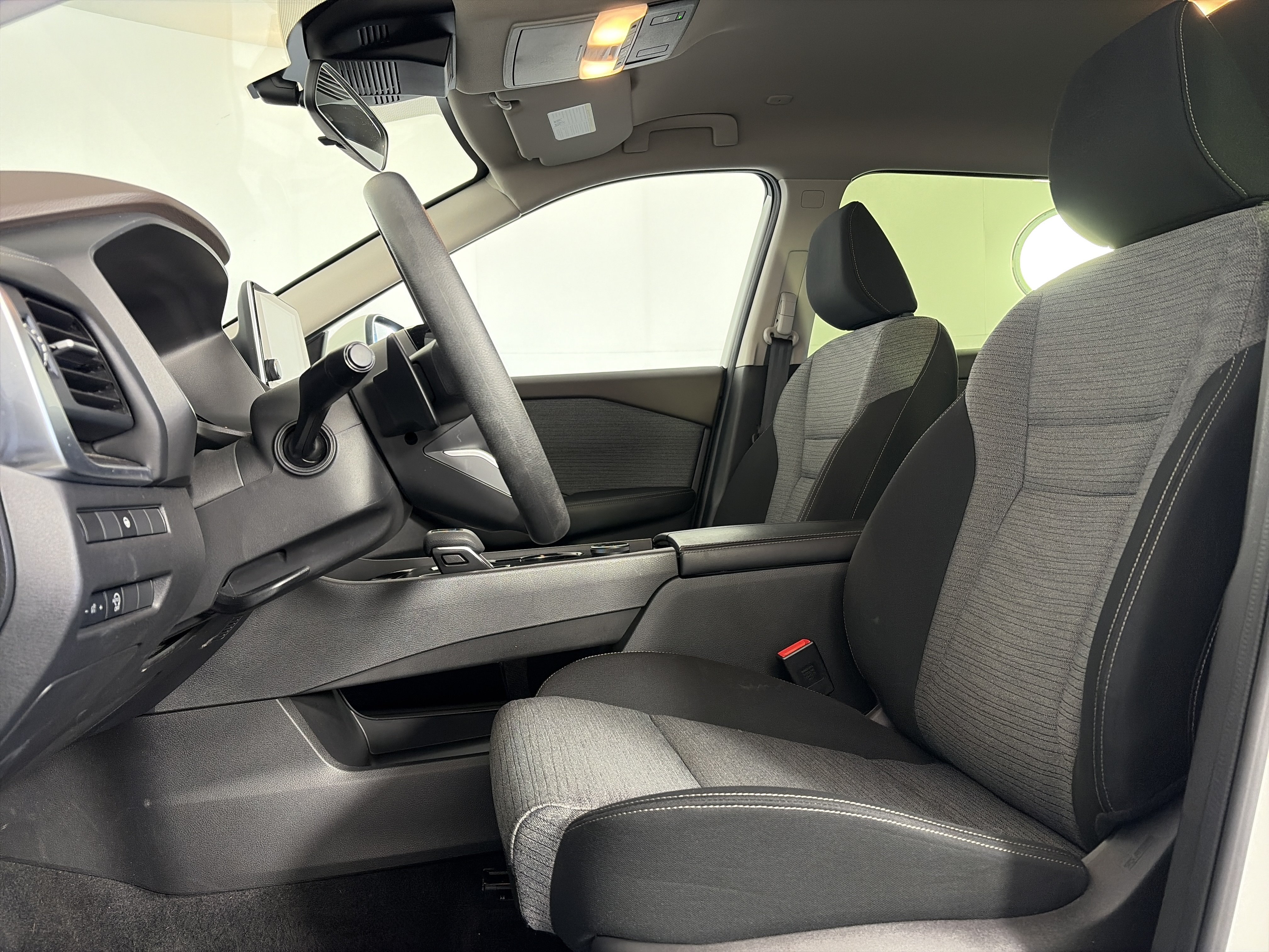 Certified 2023 Nissan Rogue SV AWD/4WD image 5