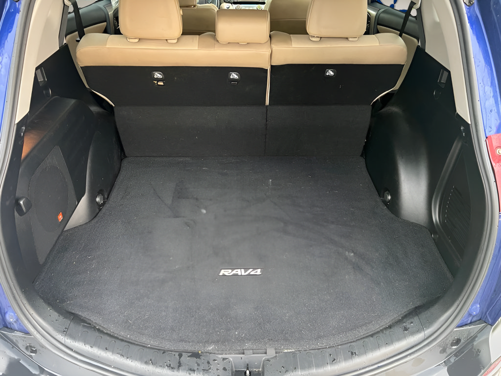 Used 2015 Toyota RAV4 Limited w/ Technology Package AWD/4WD image 14