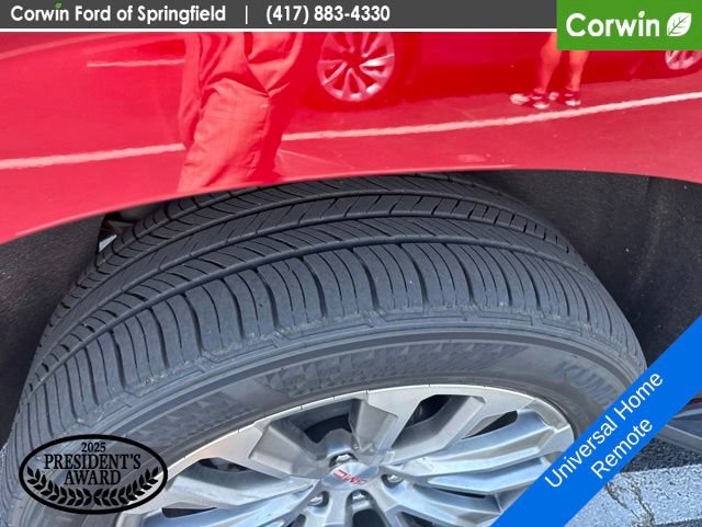 Used 2021 GMC Yukon Denali w/ LPO, Illumination Package AWD/4WD image 8
