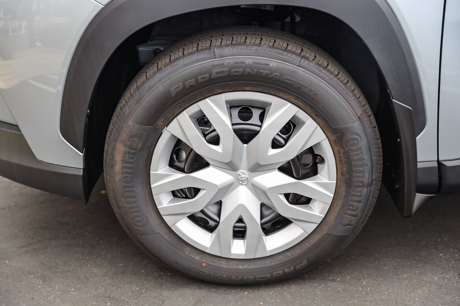 New 2026 Toyota Corolla Cross L FWD image 9