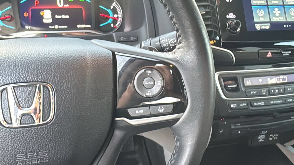 Used 2022 Honda Pilot Touring image 18