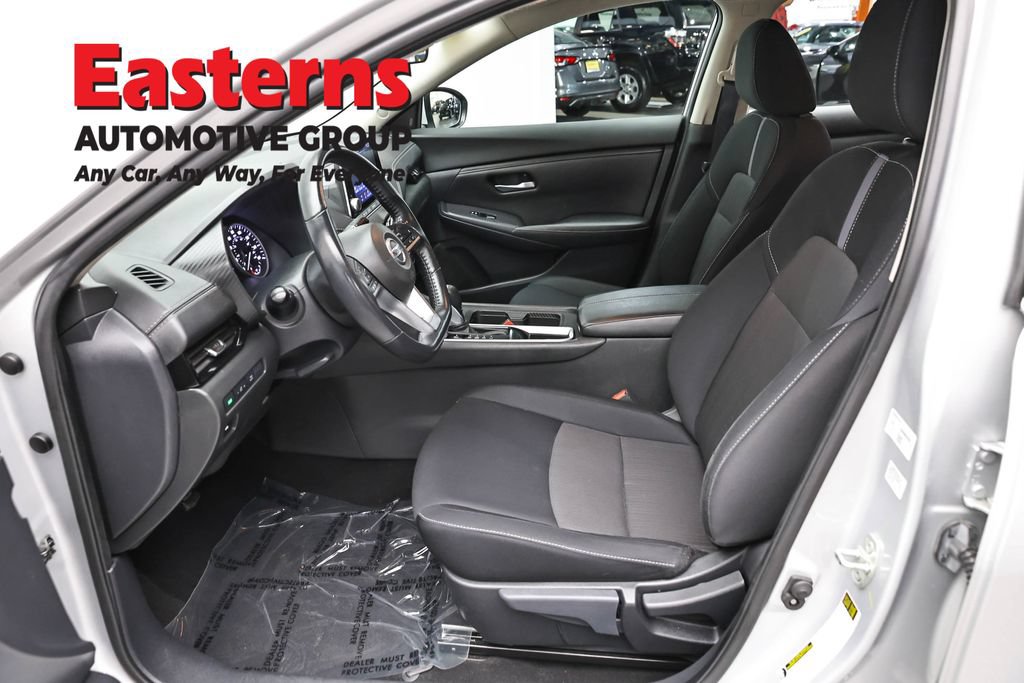 Used 2022 Nissan Sentra SV FWD image 15