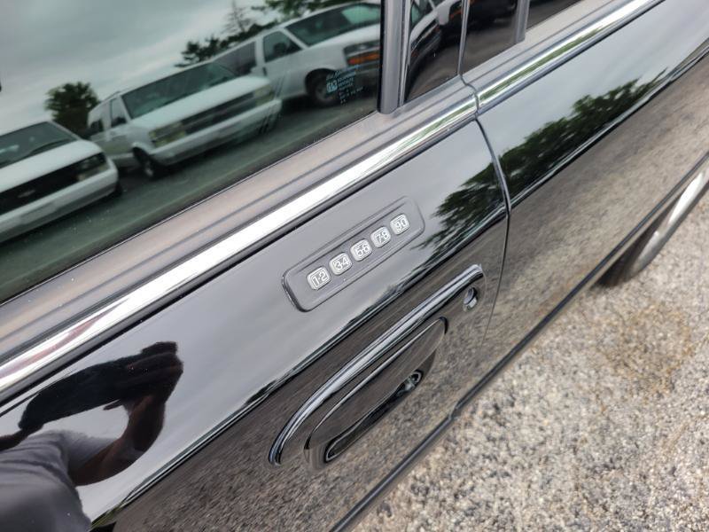 Used 2003 Mercury Marauder RWD image 19