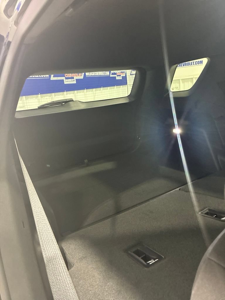 Used 2026 Chevrolet Equinox LT AWD/4WD image 37
