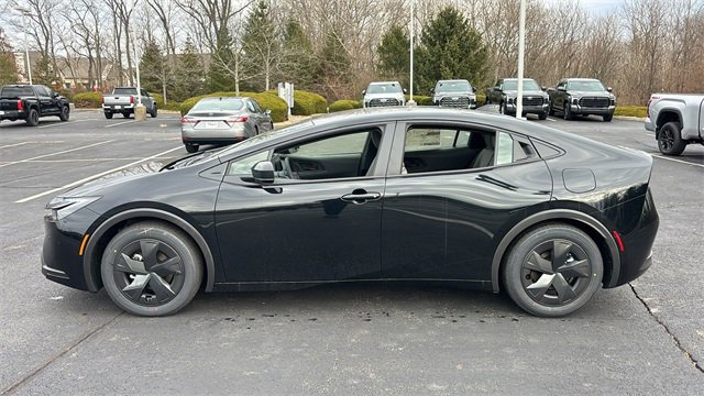 New 2026 Toyota Prius LE image 4