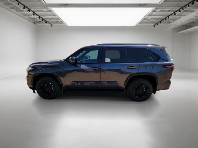 New 2026 Toyota Sequoia Platinum AWD/4WD image 2
