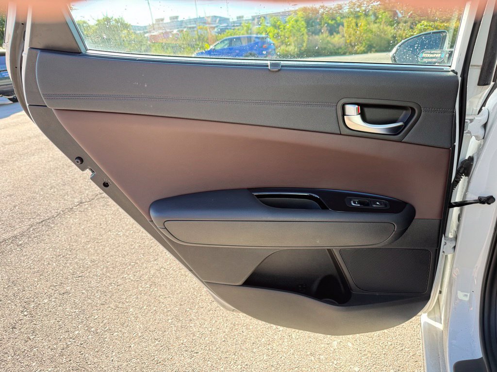 Used 2019 Kia Optima SX FWD image 9