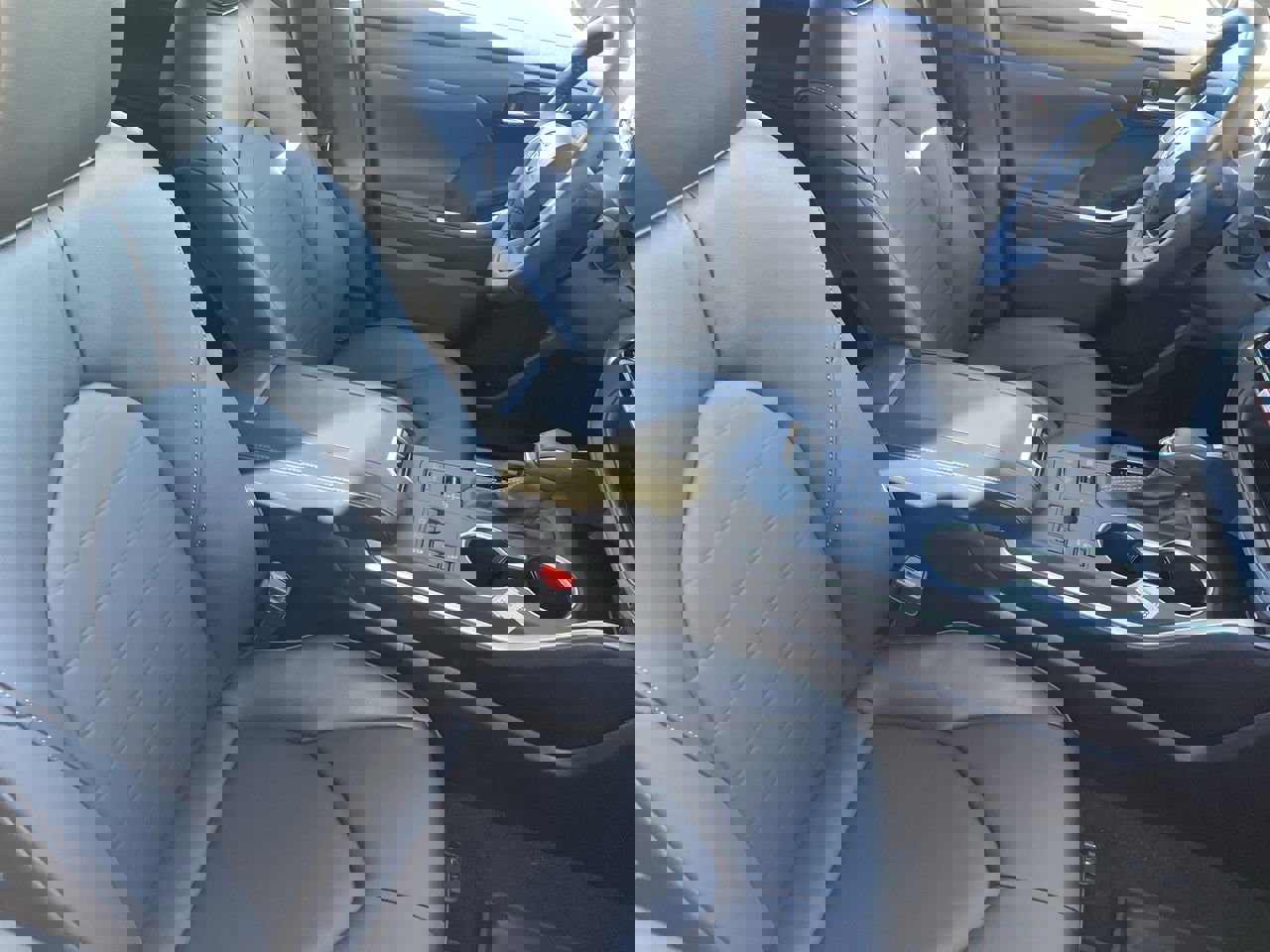 New 2026 Toyota Highlander XLE image 23