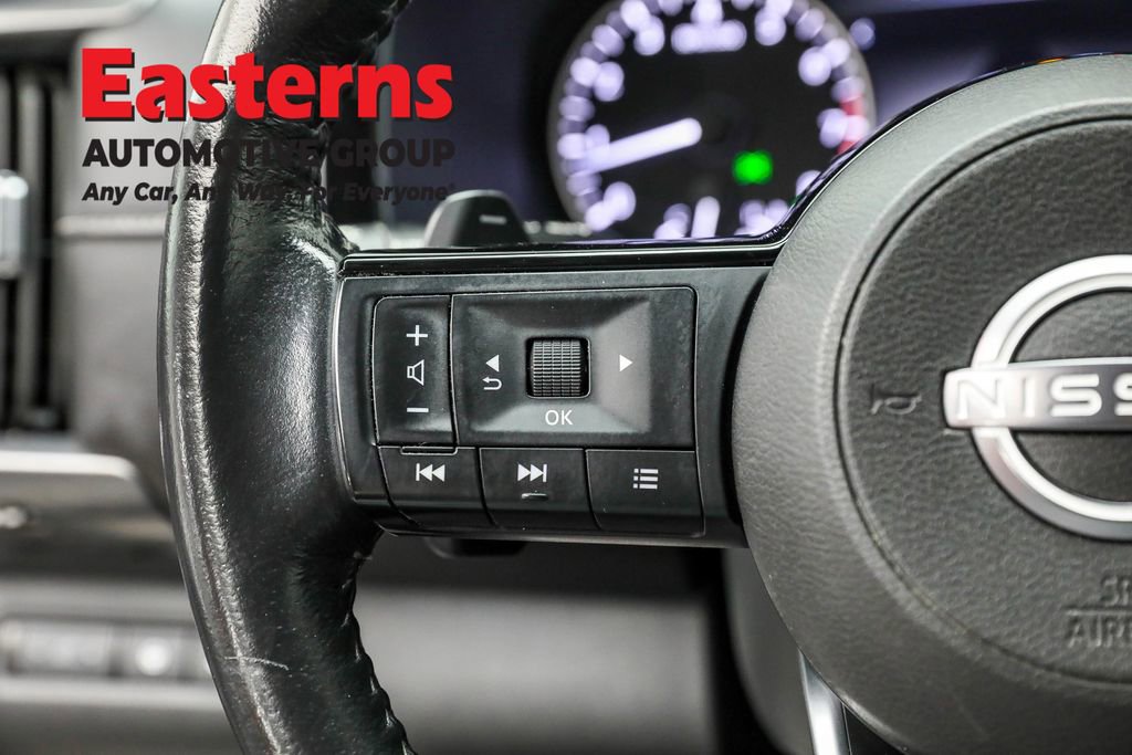 Used 2023 Nissan Pathfinder SL image 15
