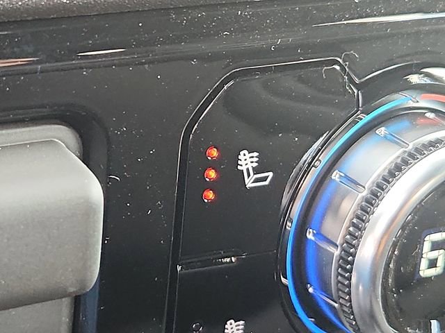 New 2026 GMC Sierra 1500 SLE image 16