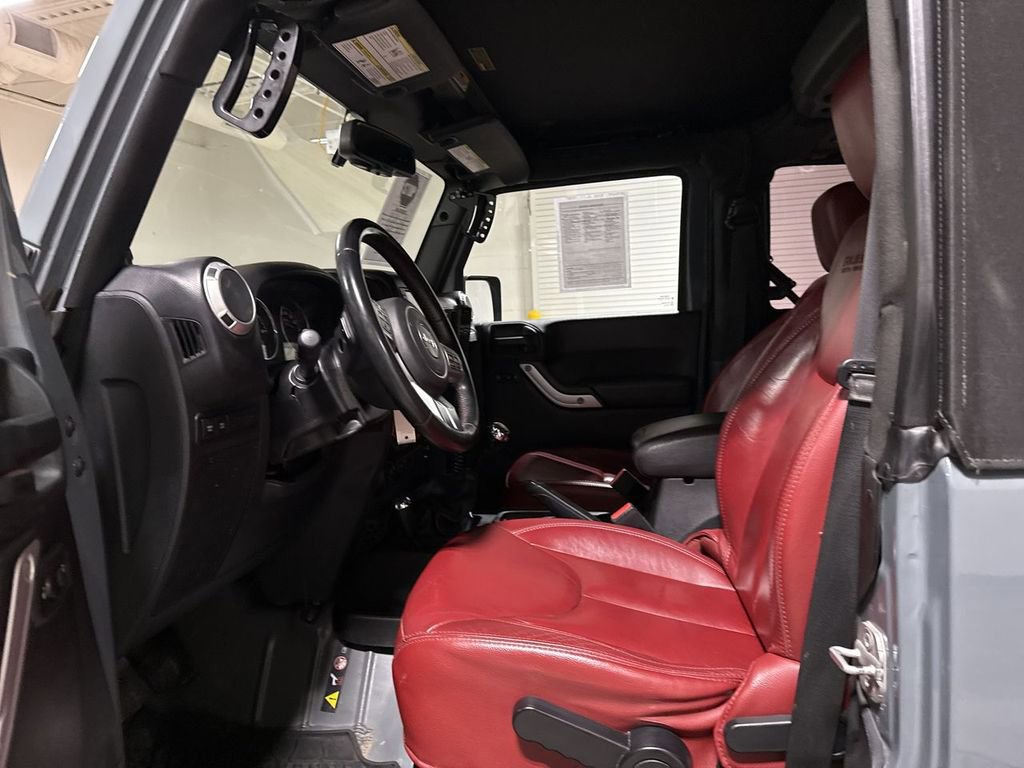 Used 2013 Jeep Wrangler Rubicon image 19