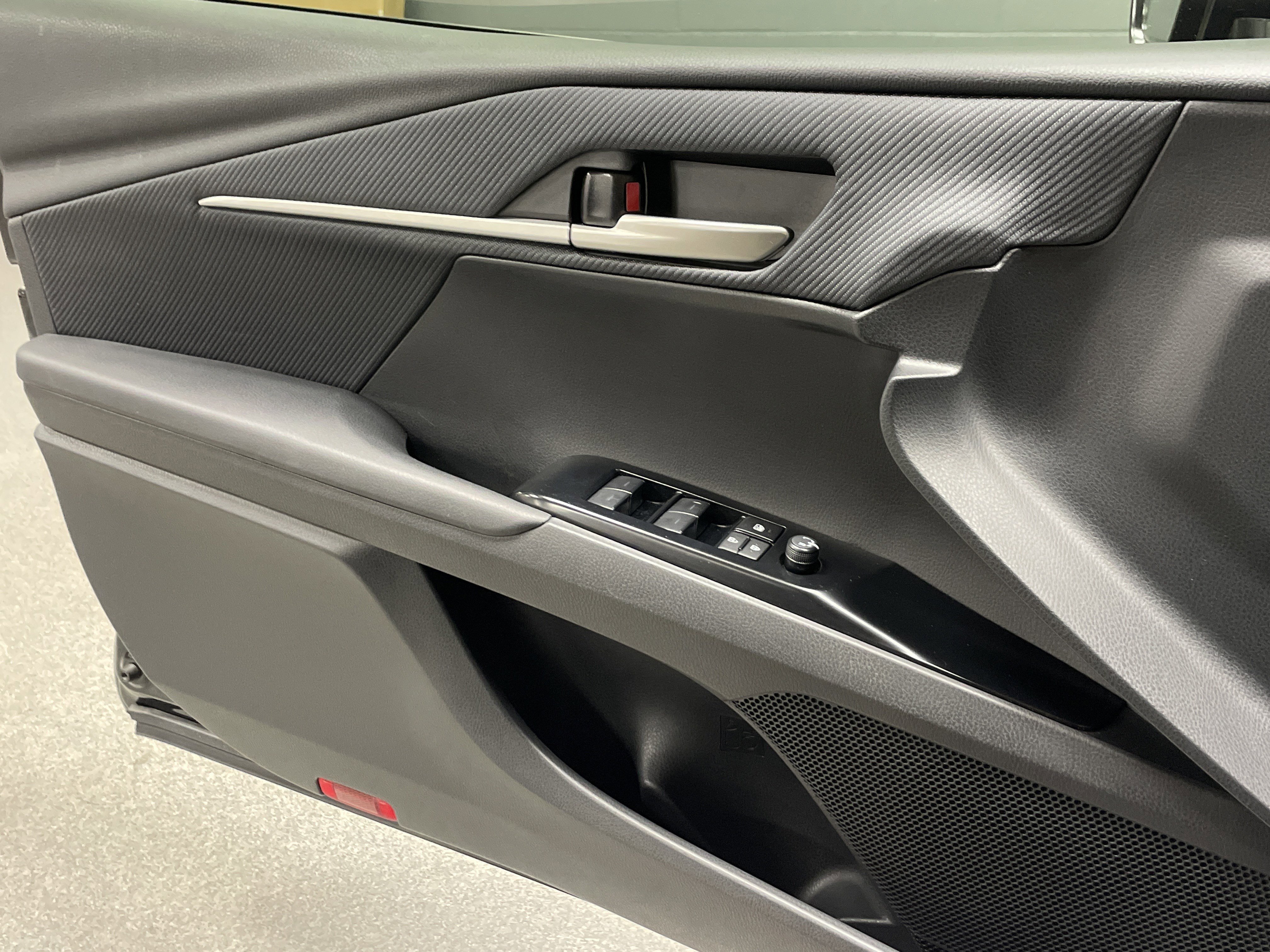 Certified 2025 Toyota Camry SE image 14