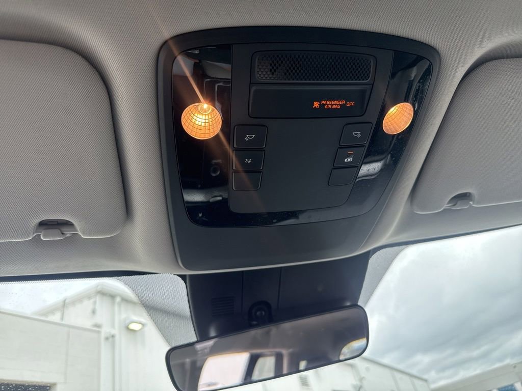 Used 2024 Kia Carnival LX image 29