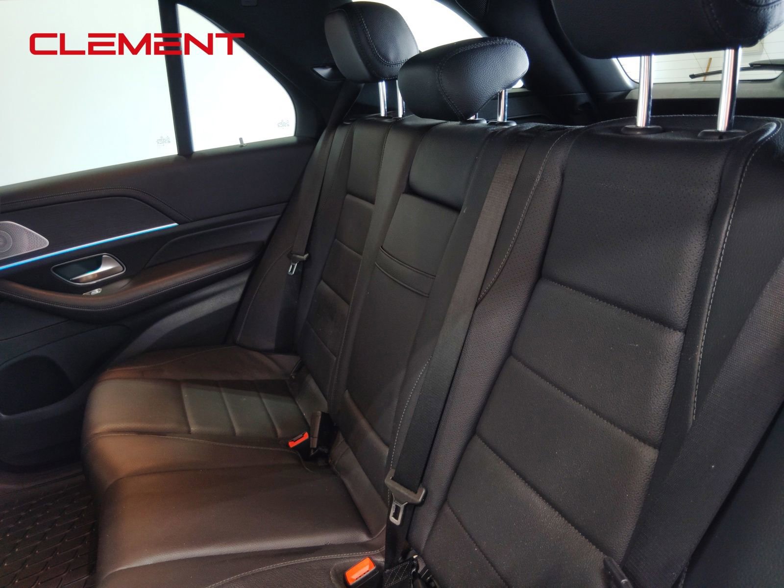 Used 2020 Mercedes-Benz GLE 350 4MATIC w/ MBUX Technology Package image 39