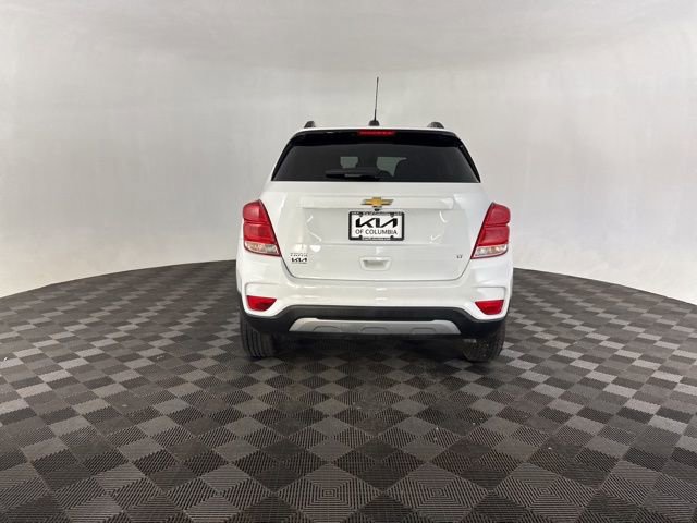 Used 2019 Chevrolet Trax LT w/ LT Convenience Package image 9