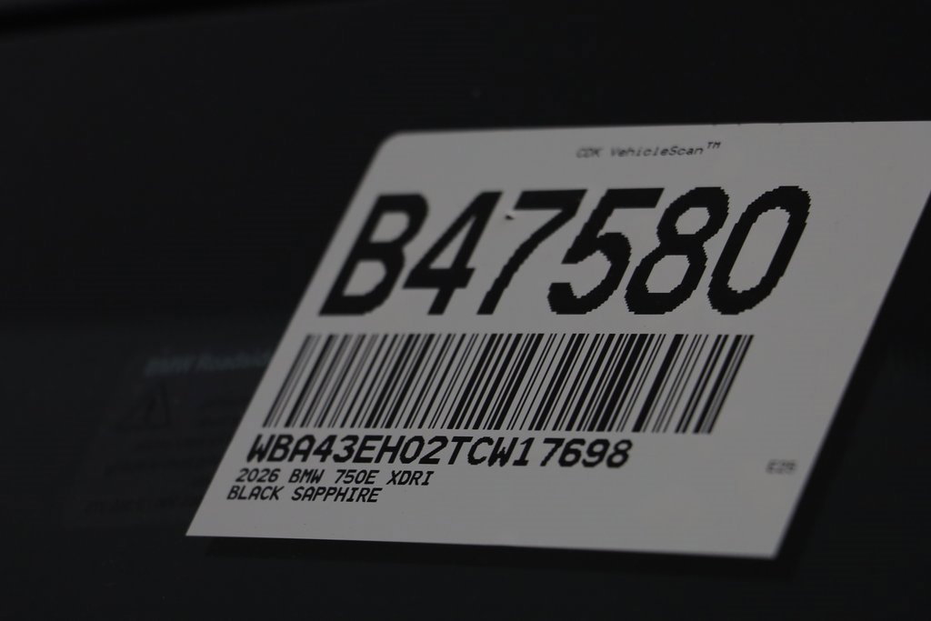 New 2026 BMW 750e xDrive w/ Executive Package image 28