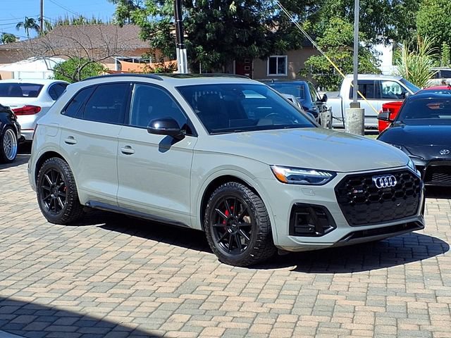 Used 2021 Audi SQ5 Prestige w/ Prestige Package AWD/4WD image 2