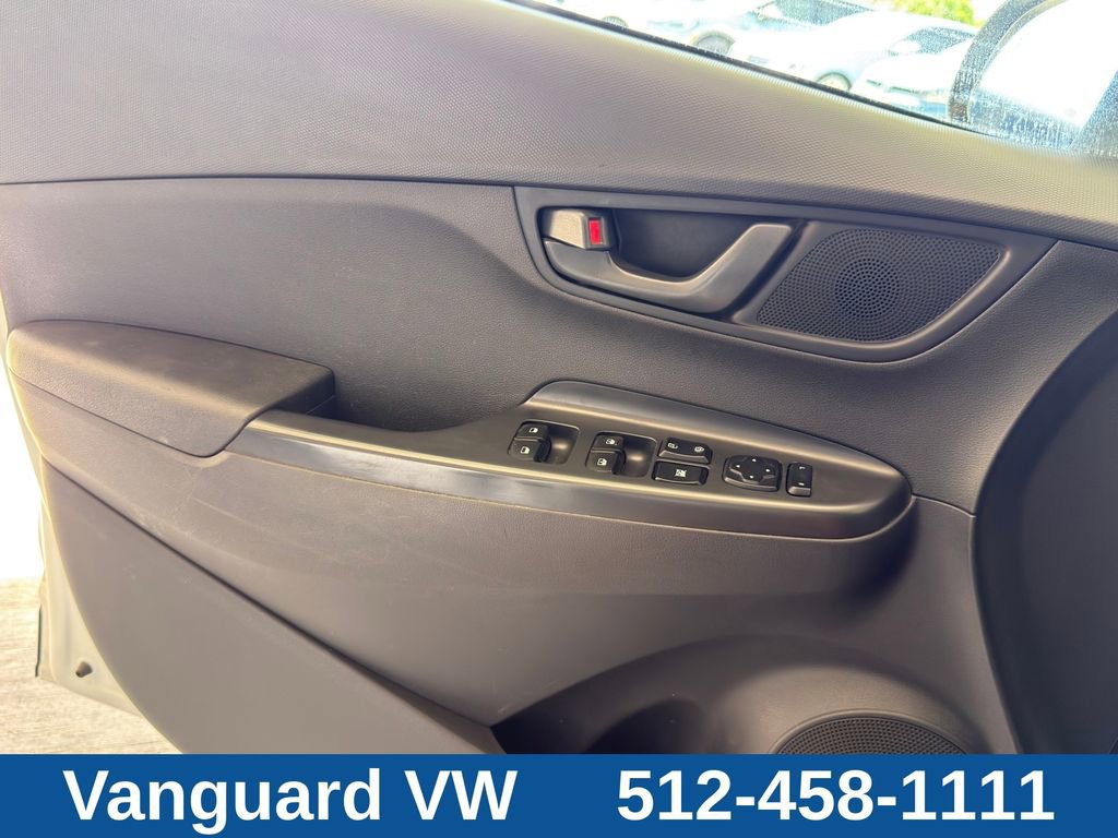 Used 2023 Hyundai Kona SEL FWD image 21