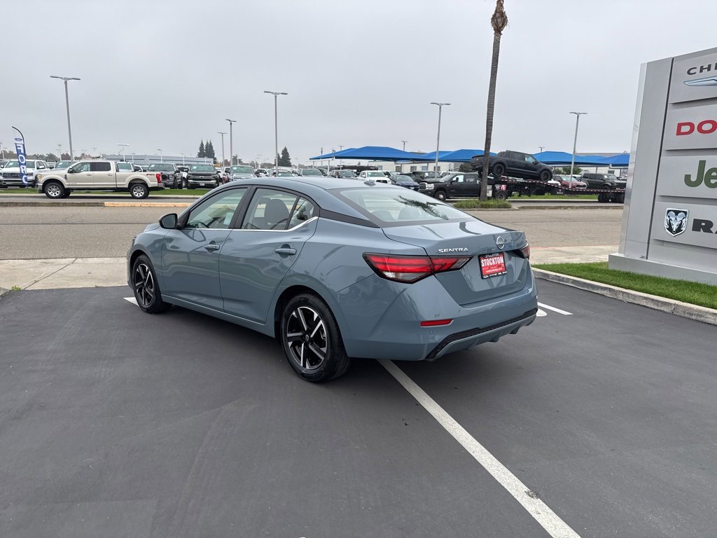 Used 2024 Nissan Sentra SV image 9