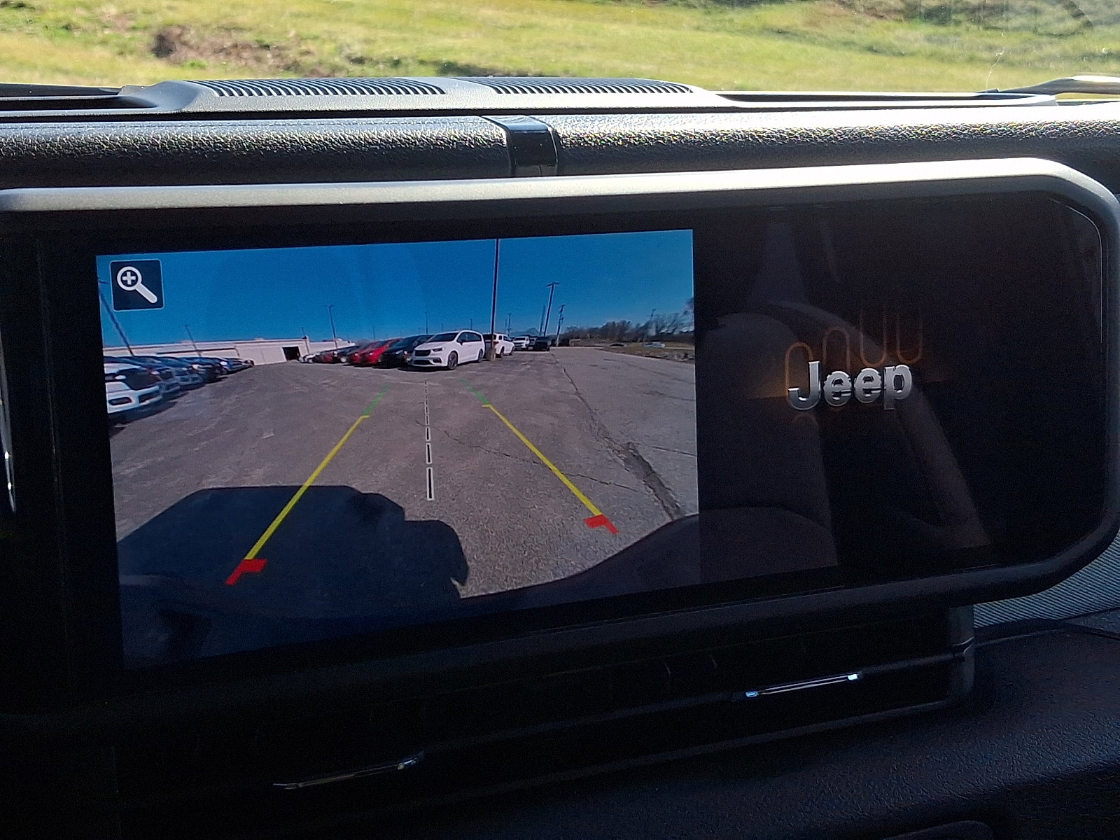 Certified 2024 Jeep Gladiator Willys image 18