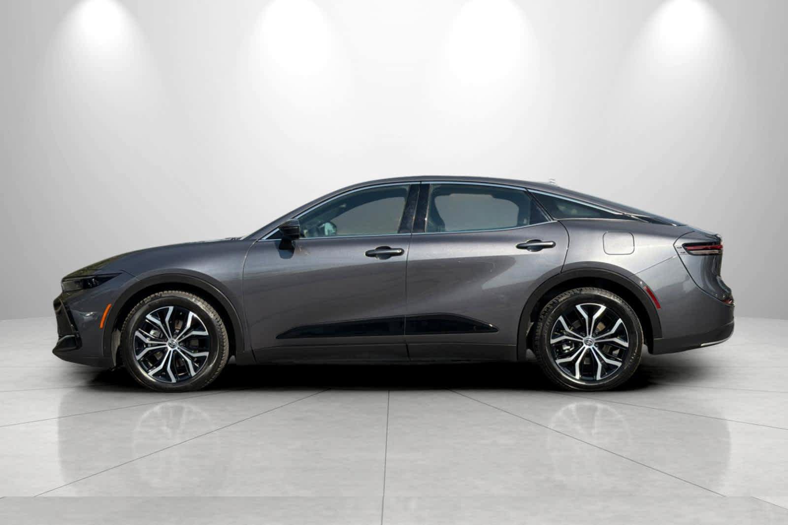 Used 2023 Toyota Crown AWD/4WD image 5