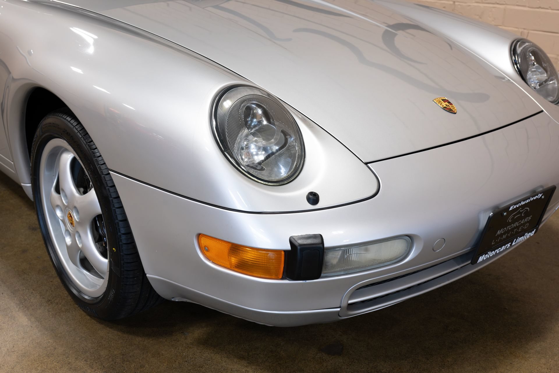 Used 1998 Porsche 911 Carrera RWD image 31