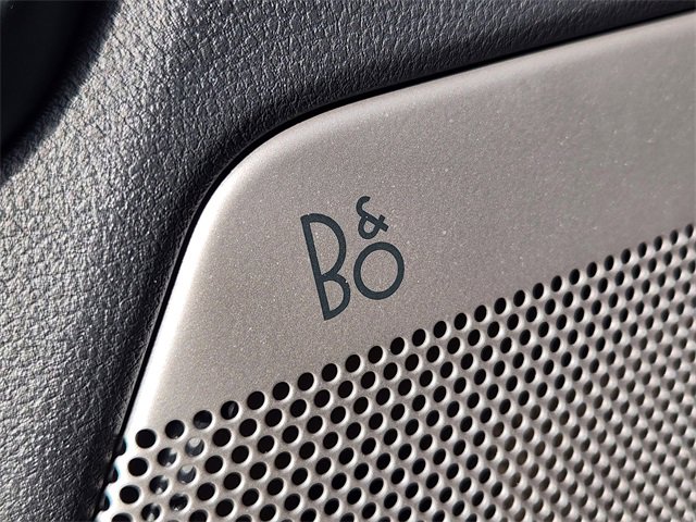 Used 2023 Ford F150 Lariat w/ Trailer Tow Package image 24