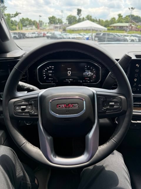 Used 2026 GMC Sierra 1500 Elevation w/ LPO, Elevation Black Package AWD/4WD image 12