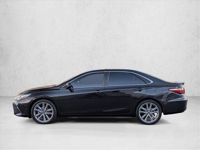 Used 2015 Toyota Camry SE image 9