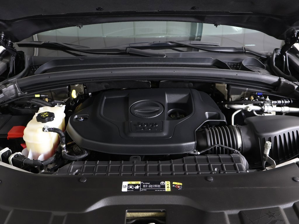 Used 2022 Jeep Grand Cherokee Overland w/ Luxury Tech Group IV image 27